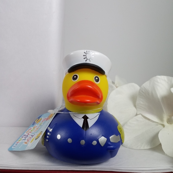 🎈4/$12 Police Man Novelty Rubber Ducky NEW - Picture 7 of 15